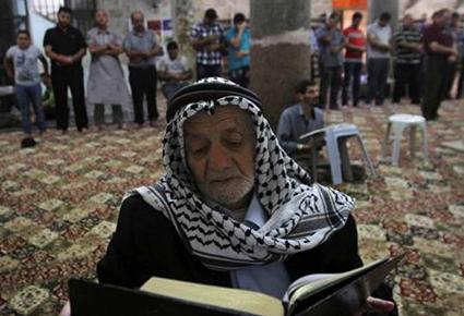 رمضان في فلسطين: النكهة مختلفة رغم الأوضاع الصعبة